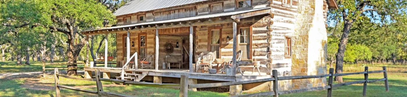 ab dog troit a scenic rustic-style log cabin in fredericksburg texas